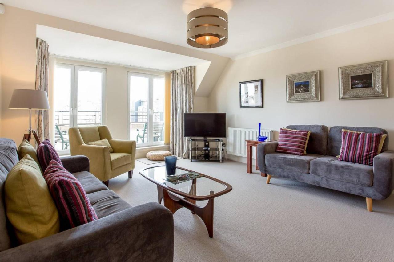Joivy Inviting Near Leith Walk * EDI